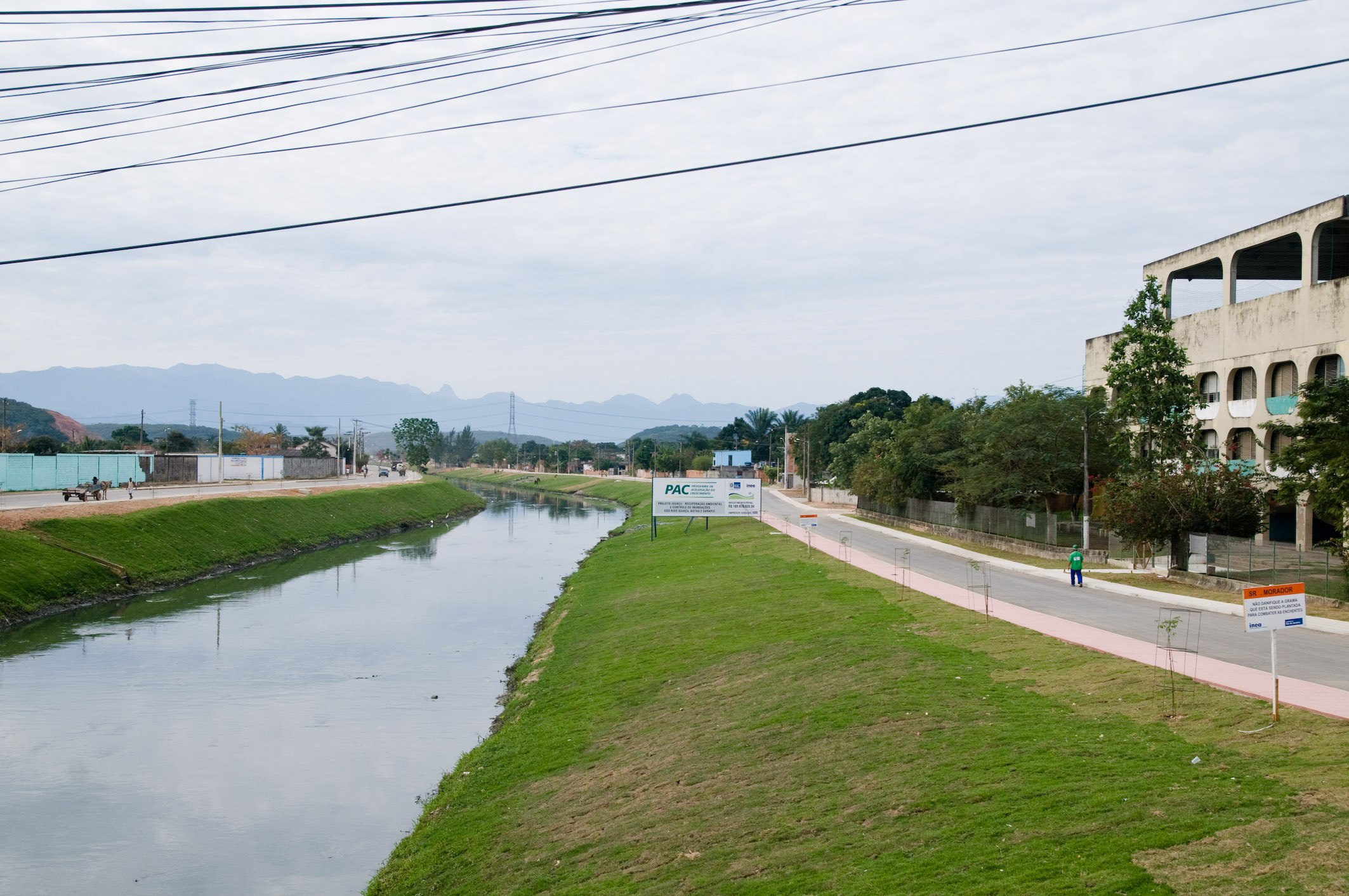 PROJETO DE CONTROLE DE INUNDAÇÕES E RECUPERAÇÃO AMBIENTAL DAS BACIAS DOS RIOS IGUAÇU/BOTAS E SARAPUÍ - PROJETO IGUAÇU